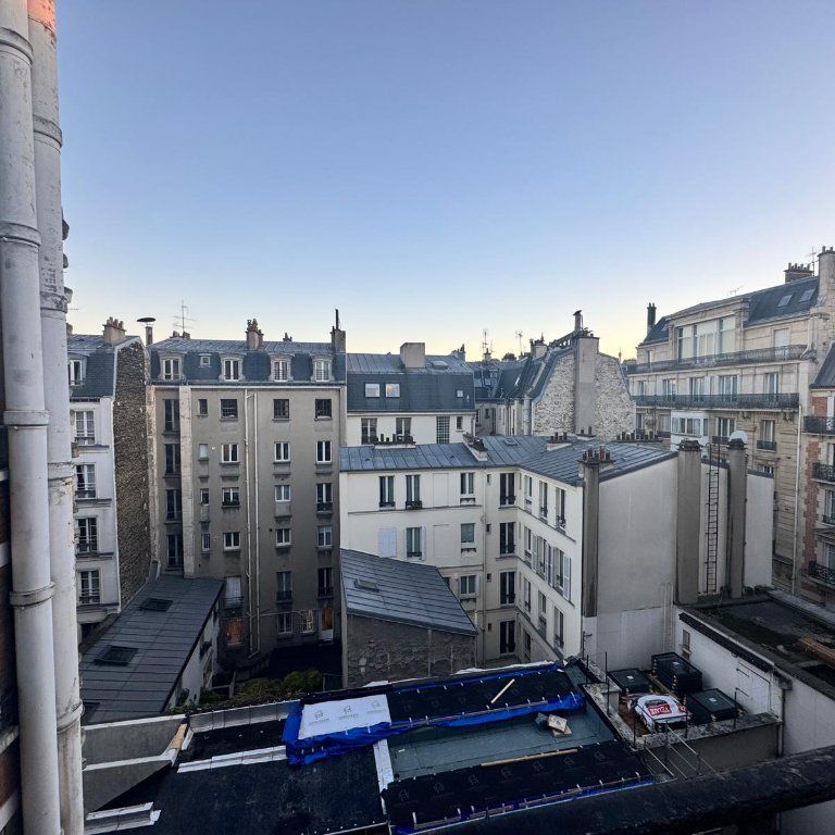 APPARTEMENT T2 A LOUER - PARIS 17EME ARRONDISSEMENT - 50.14 m - 1 600 € - Photo 1