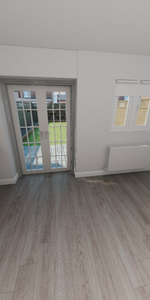 6 Bed Student Accommodation - Photo 4