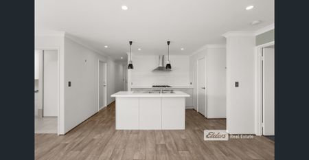 Spacious & Modern Home – Be Quick to View - Photo 5