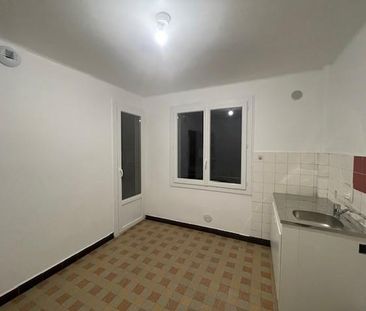 Location Appartement 3 pièces 54m² VILLEURBANNE 69100 - Photo 5
