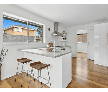 Family Living in a Peaceful Seaside Setting - Photo 6