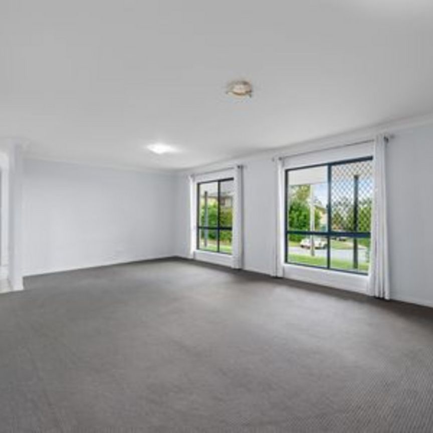 23 Doonside Parade, Brendale QLD 4500 - House For Rent | Domain - Photo 1