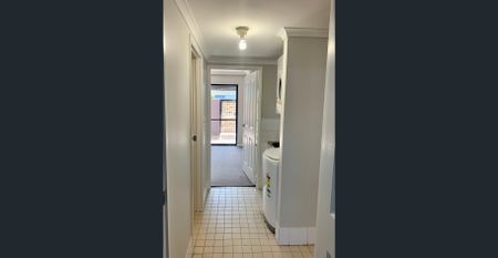 Resort-Style Ground Floor Apartment - Photo 2