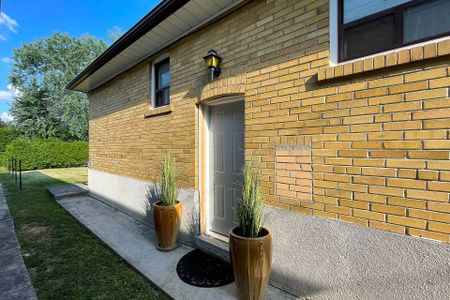 For Lease - 7 Goddard Street Unit# Bsmt B, Toronto, Ontario - Photo 4