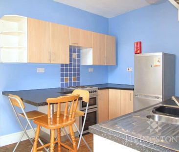 4 bedroom terraced house to rent - Photo 5