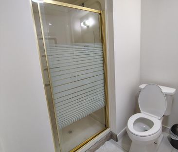 For Lease - 70 Orsett Street, Oakville, Ontario - Photo 3