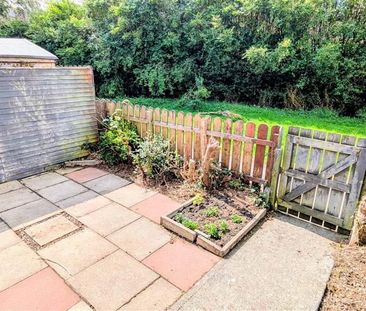 23 Ballygowan Gardens, Bangor, BT19 1QG - Photo 6