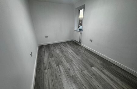 High Street, Rowley Regis, B65 0DR - Photo 4