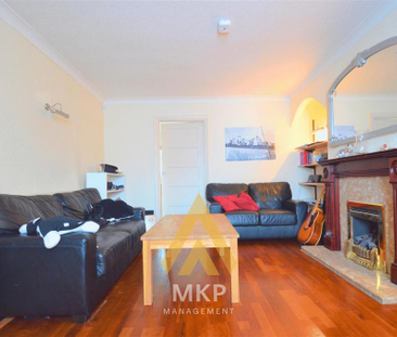 3 bedroom terraced house to rent - Photo 6 | Rentumo