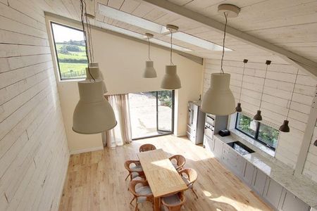 3 bedroom barn conversion to rent - Photo 2