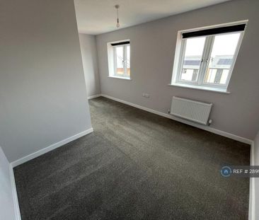 5 bedroom semi-detached house to rent - Photo 6