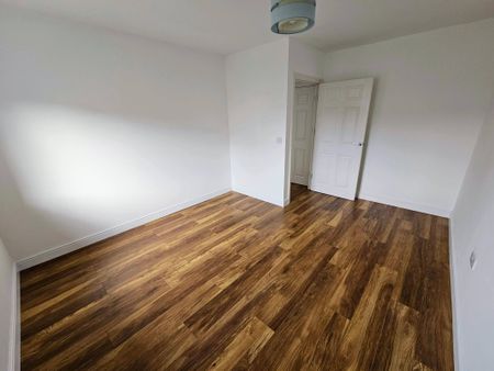 Bright & Quiet Flat in Ideal Location in Bracknell - Photo 3