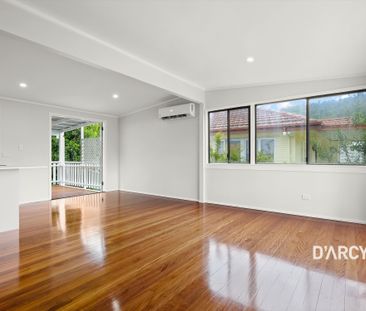 73 GLENBRAE ST - Photo 2