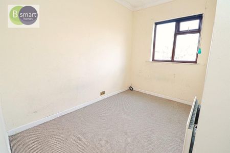2 bedroom end of terrace house to rent - Photo 5