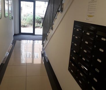 Room in a Shared Flat, Whitestone Way, CR0 - Photo 1