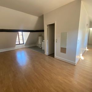 Location Appartement 1 pièce 21m² - Photo 2