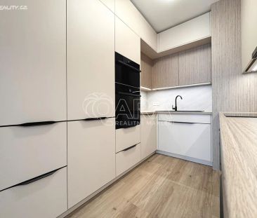 Pronájem bytu 2+kk 53 m² - Photo 1