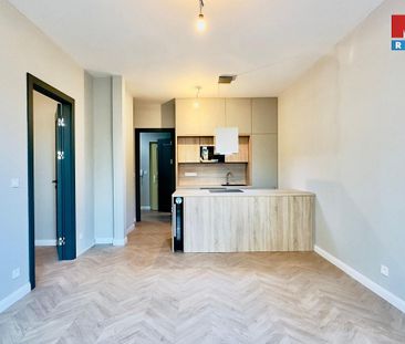 Pronájem bytu 2+kk 56 m² - Photo 2