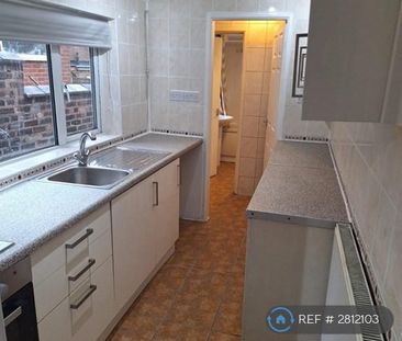 2 bedroom terraced house to rent - Photo 5