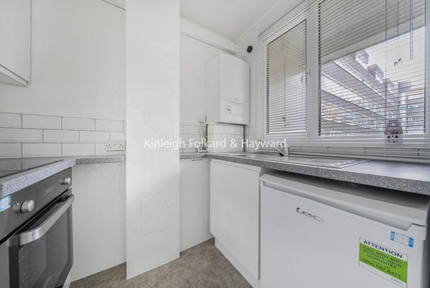 Studio to rent - Photo 1