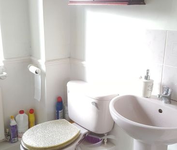 2 Bed Townhouse Honeysuckle Road Leicester LE5 - Ace Properties - Photo 4