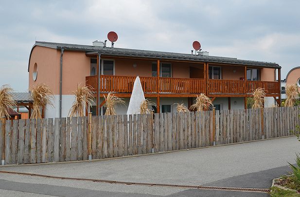 Reihenhaus mit Keller in Nondorf - Photo 1