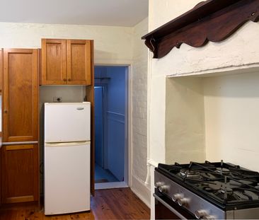 52 Myrtle Street, Chippendale NSW 2008 - House For Rent | Domain - Photo 5