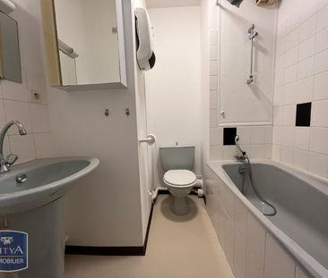 Location Appartement 1 pièce 29m² LAVAL 53000 - Photo 5