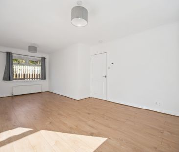 Almond Bank - Photo 3