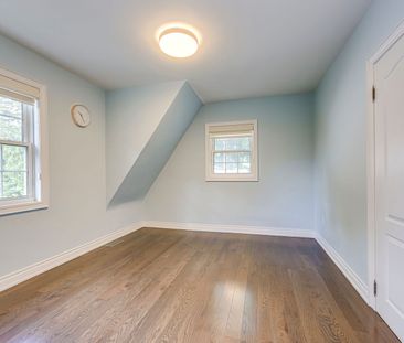 For Lease - 308 Morrison Road, Oakville, Ontario - Photo 3