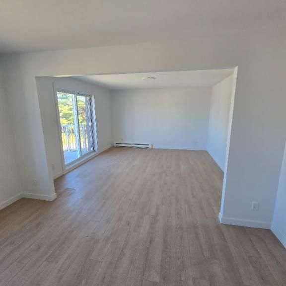 Logement 4 1/2 fraichement rénové à Beauport - Photo 1