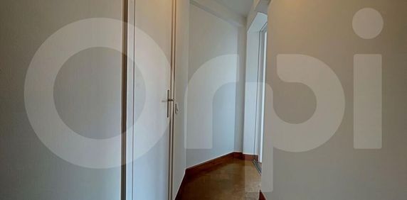 Appartement 1 pièces 15m2 MARSEILLE 6EME 490 euros - Photo 2