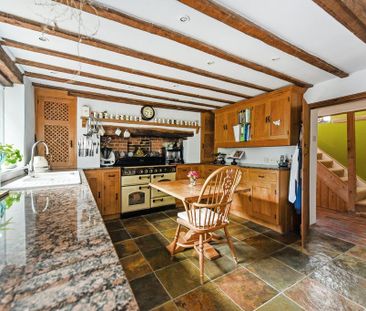 4 bedroom detached house to rent - Photo 3