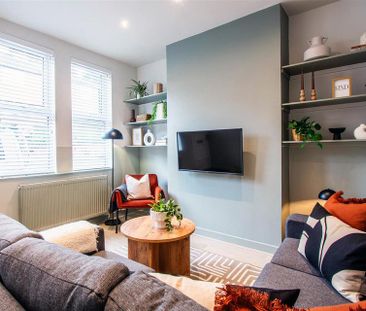 1 bedroom in a house share to rent - Photo 3