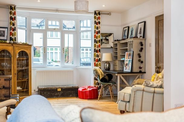 3 bedroom semi-detached house to rent - Photo 1