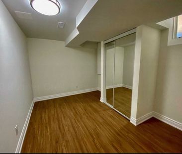 For Lease - 58 Bulmer Crescent, Newmarket, Ontario - Photo 4