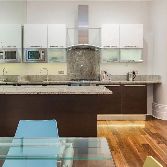 2 bedroom flat to rent - Photo 1