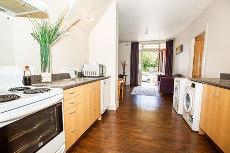 47 Park Street, North Dunedin - Photo 3