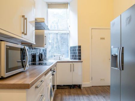 9 bedroom flat share to rent - Photo 5