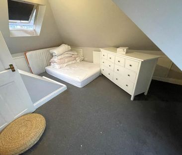 3 bedroom maisonette to rent - Photo 3