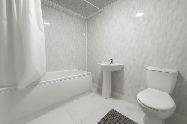 2 Bedroom Flat To Let - HP12 - Photo 1