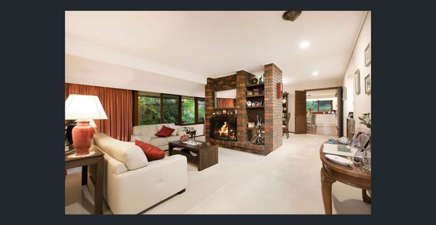 Fabulous Family Living – Three bedroom plus study home within Mount Waverley Secondary College - Photo 1