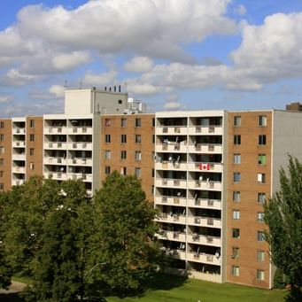 Brighton Court Apartments - Photo 1