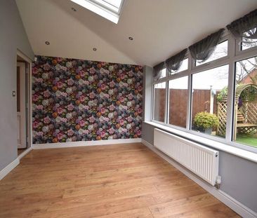 2 bedroom semi-detached house to rent - Photo 4