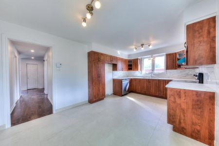 Appartement à louer - Laval (Laval-des-Rapides) - Photo 3