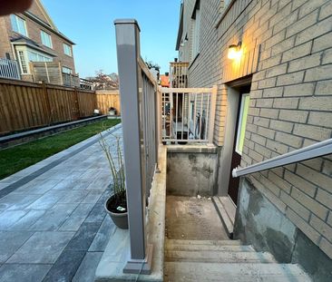 For Lease - 216 Wesmina Avenue, Whitchurch-Stouffville, Ontario - Photo 2