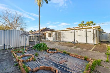 Great Family Home - Photo 2