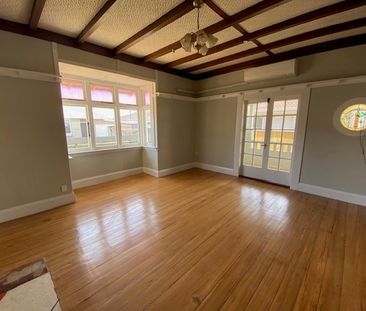 Avenue Road West,Hastings Central - Photo 2