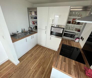 2 bedroom apartment to rent - Photo 2