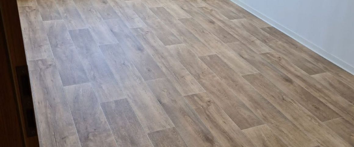 Schmölln, Drei-Raum-DG-Whg. mit großer Dachterrasse (ME44) - Foto 1